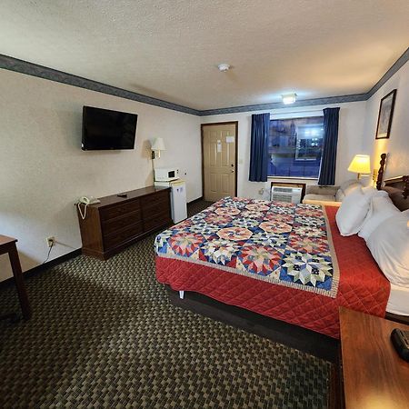 Americas Inn Bardstown Ngoại thất bức ảnh