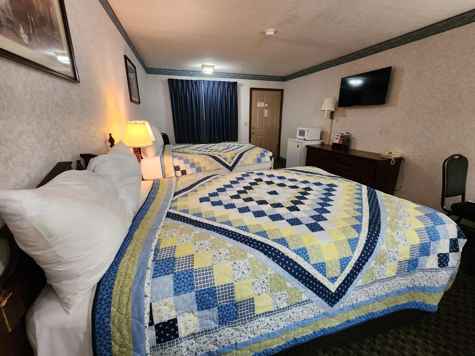 Americas Inn Bardstown Ngoại thất bức ảnh